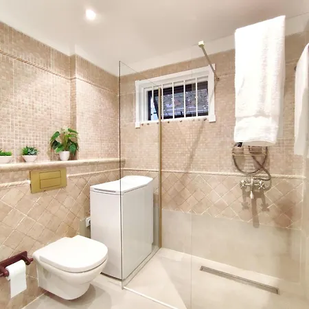 Luxury Ocean View Apartament