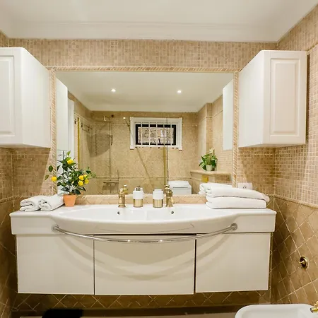 Luxury Ocean View * 아데제